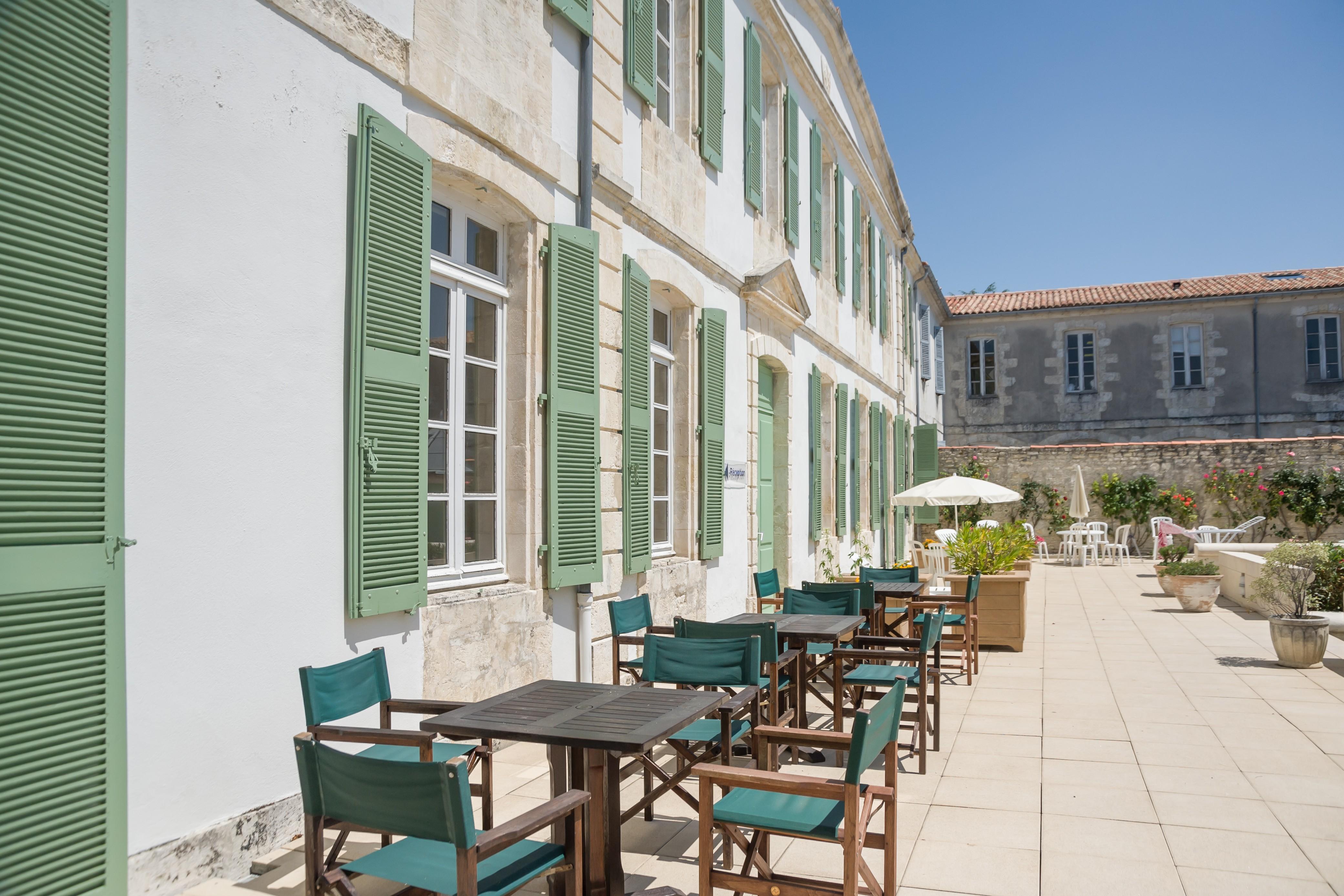 Residence Pierre & Vacances Le Palais Des Gouverneurs Saint-Martin-de-Ré Buitenkant foto